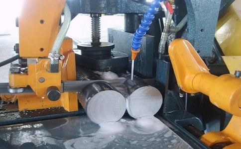 监利卧式带锯床的送料方式有哪几种？